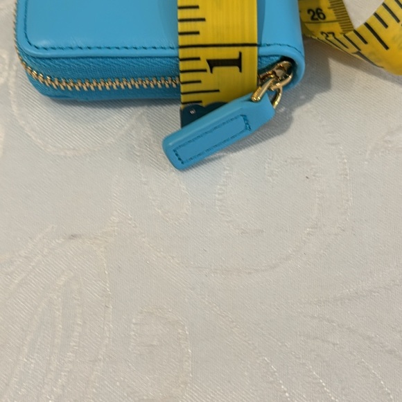 MCM Mode Travia Leather Zip Wallet. - Picture 12 of 14